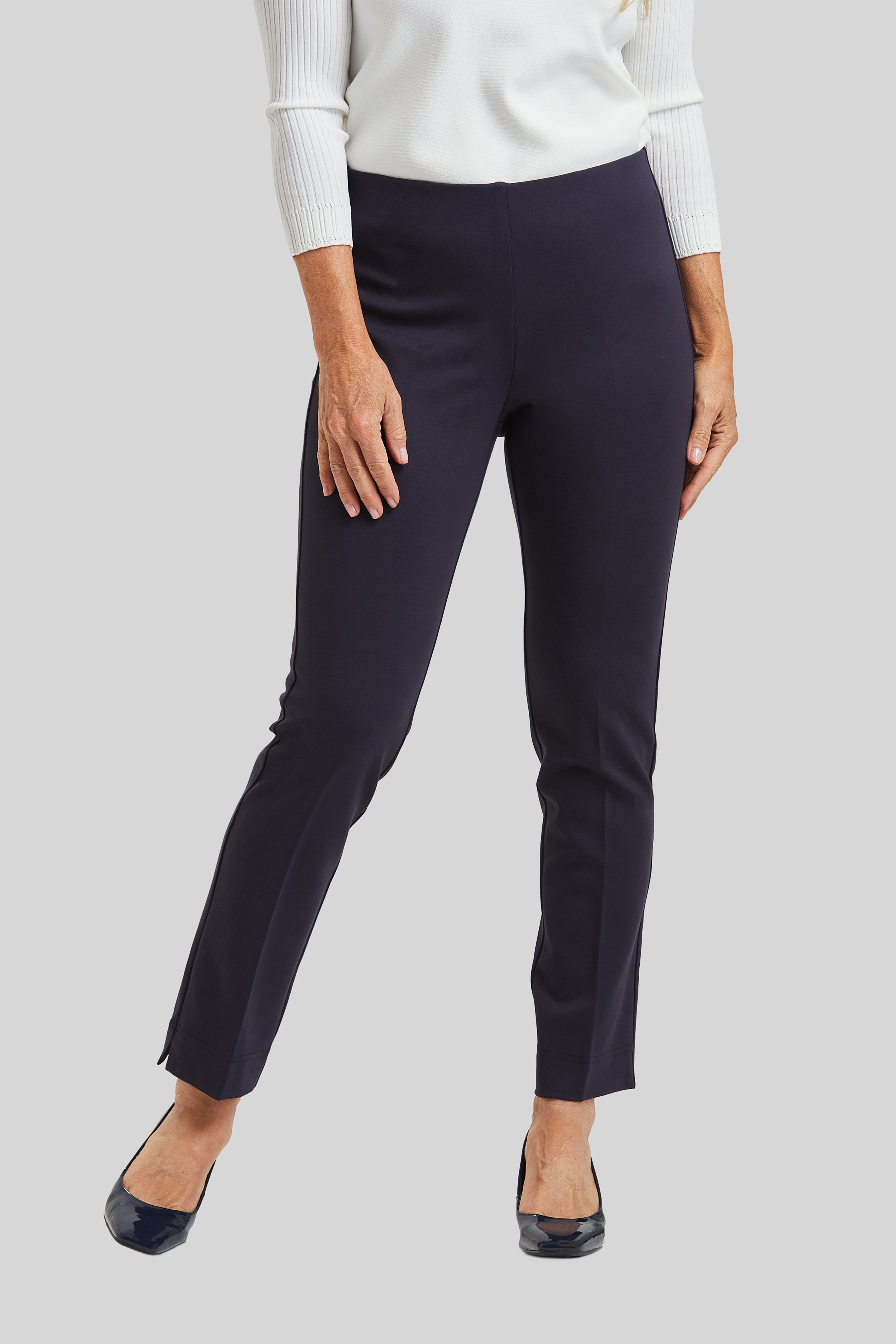 Annie Pull On Pant - Paramount Knit – Peace of Cloth