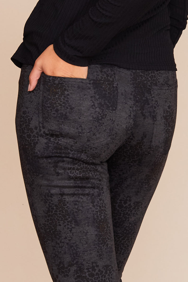 Twiggy Slim Jean - Printed Knit: FINAL SALE